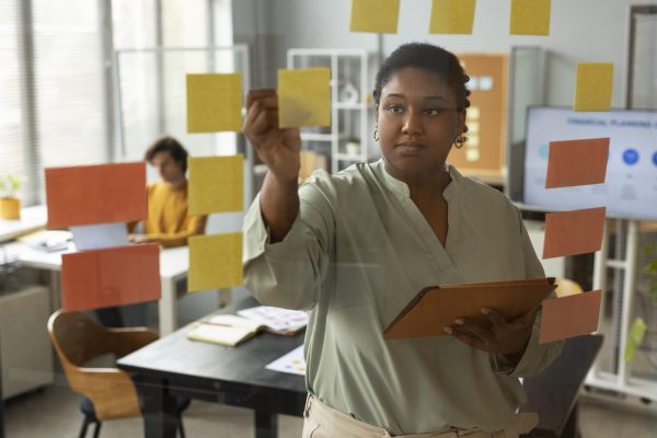 front-view-woman-working-with-post-its (1)